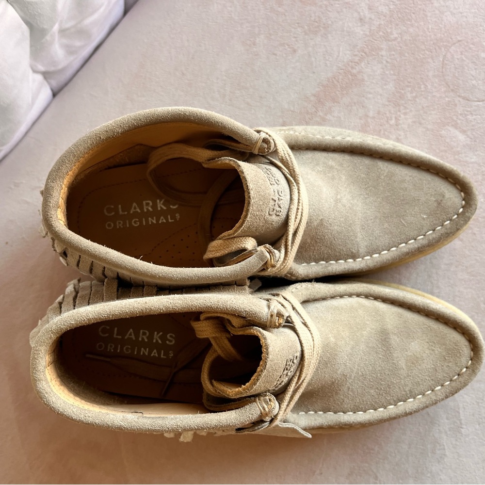 Womens Ariadne Craft  Grey Suede | Clarks Wallabees size 7.5 - Picture 2 of 7